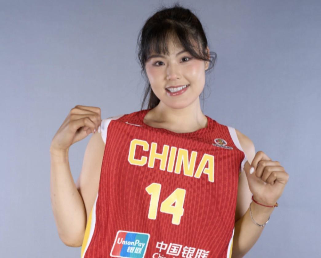 移动长城，李月汝三分10中6砍下21分11板&amp;amp;韩旭14分4板